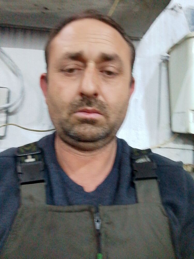  54218336  Ruslan, 45 ,    