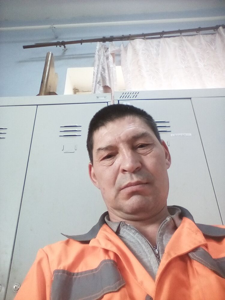  53000576  , 45 ,    