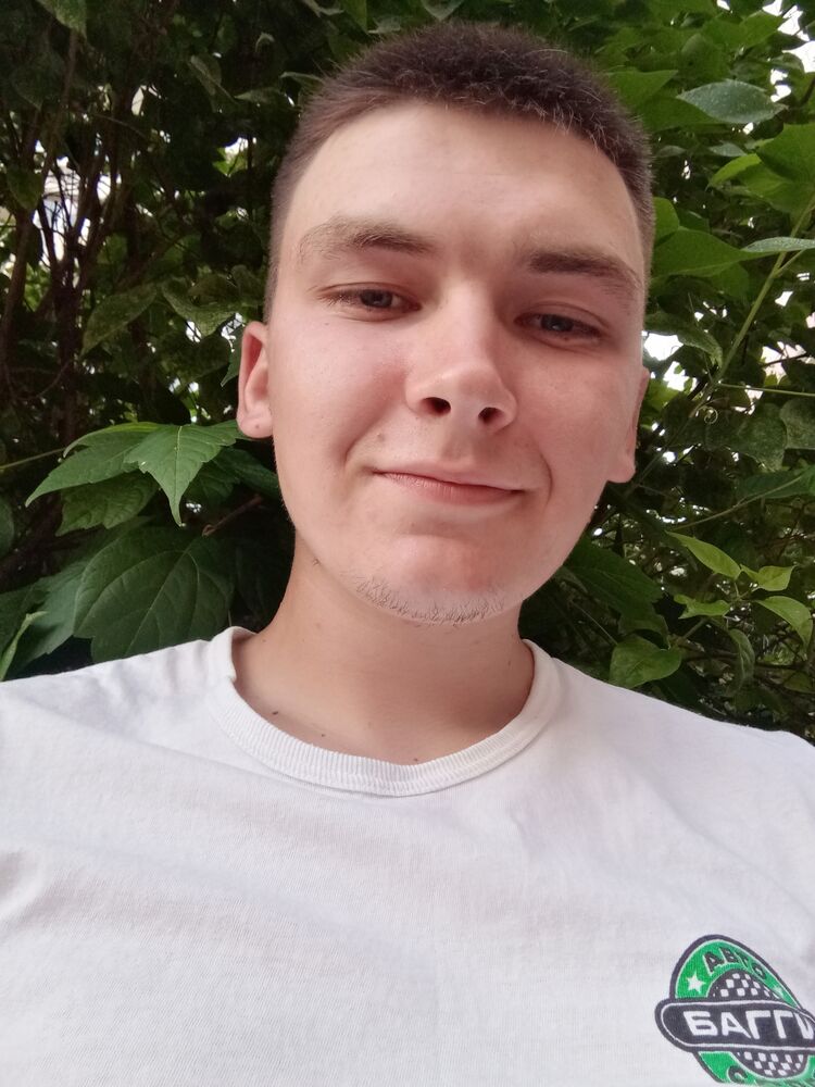  24701266  Rodion, 25 ,    
