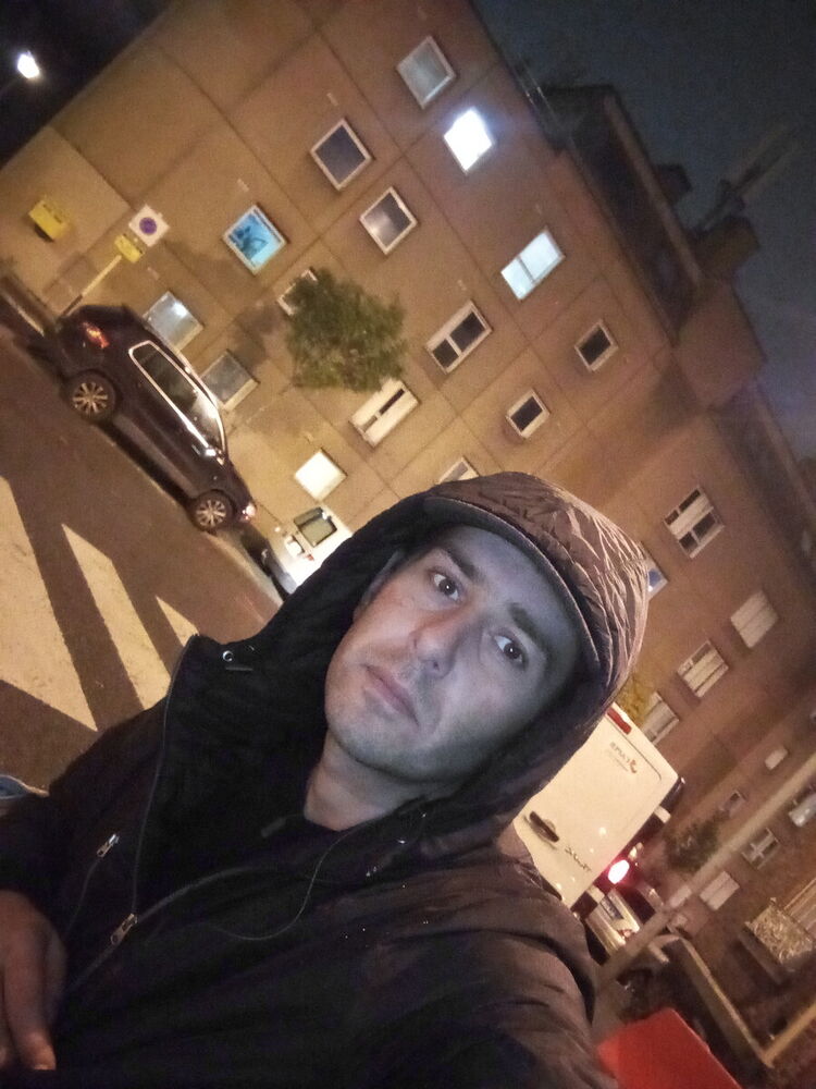  21537346  Ika, 35 ,    