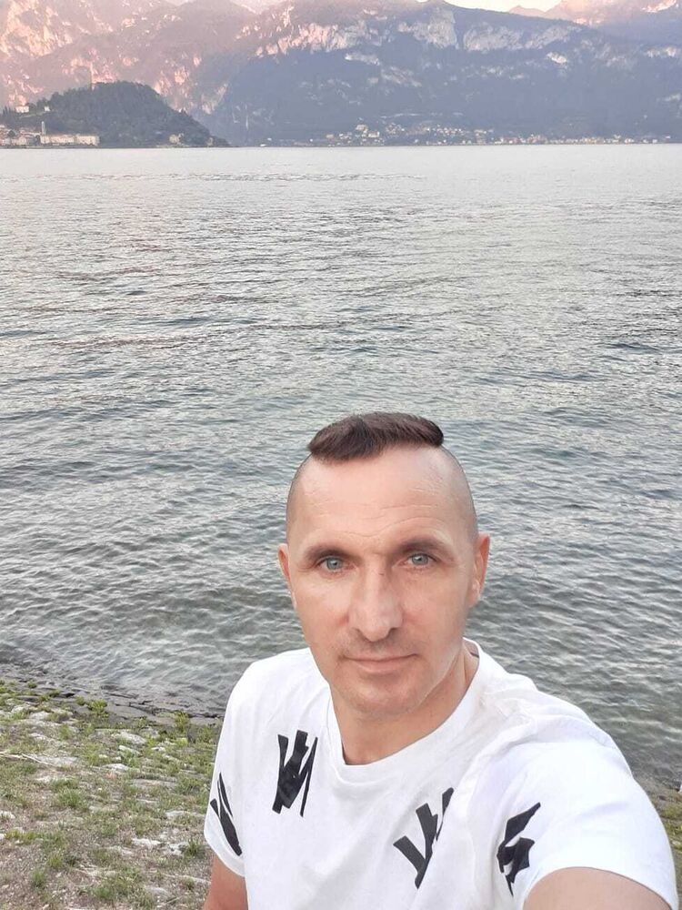  ,   Alex, 36 ,   c 
