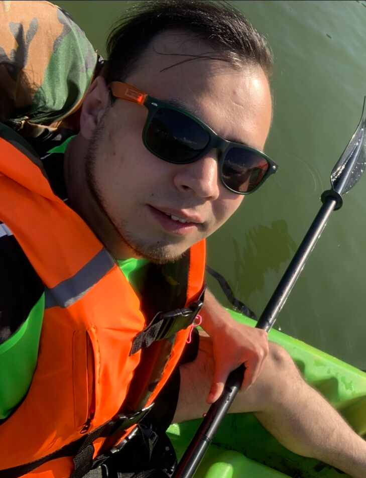  53630246  Alex, 27 ,    