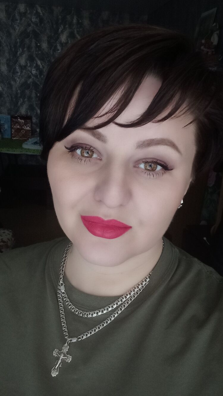  34510736  Elena, 39 ,    