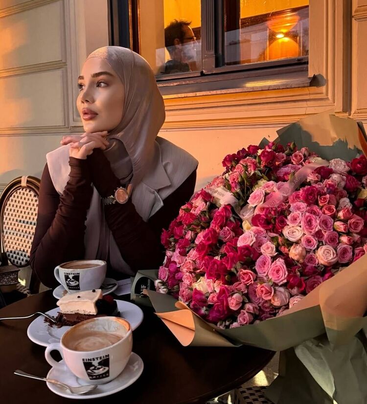  ,   Guli, 35 ,   ,   