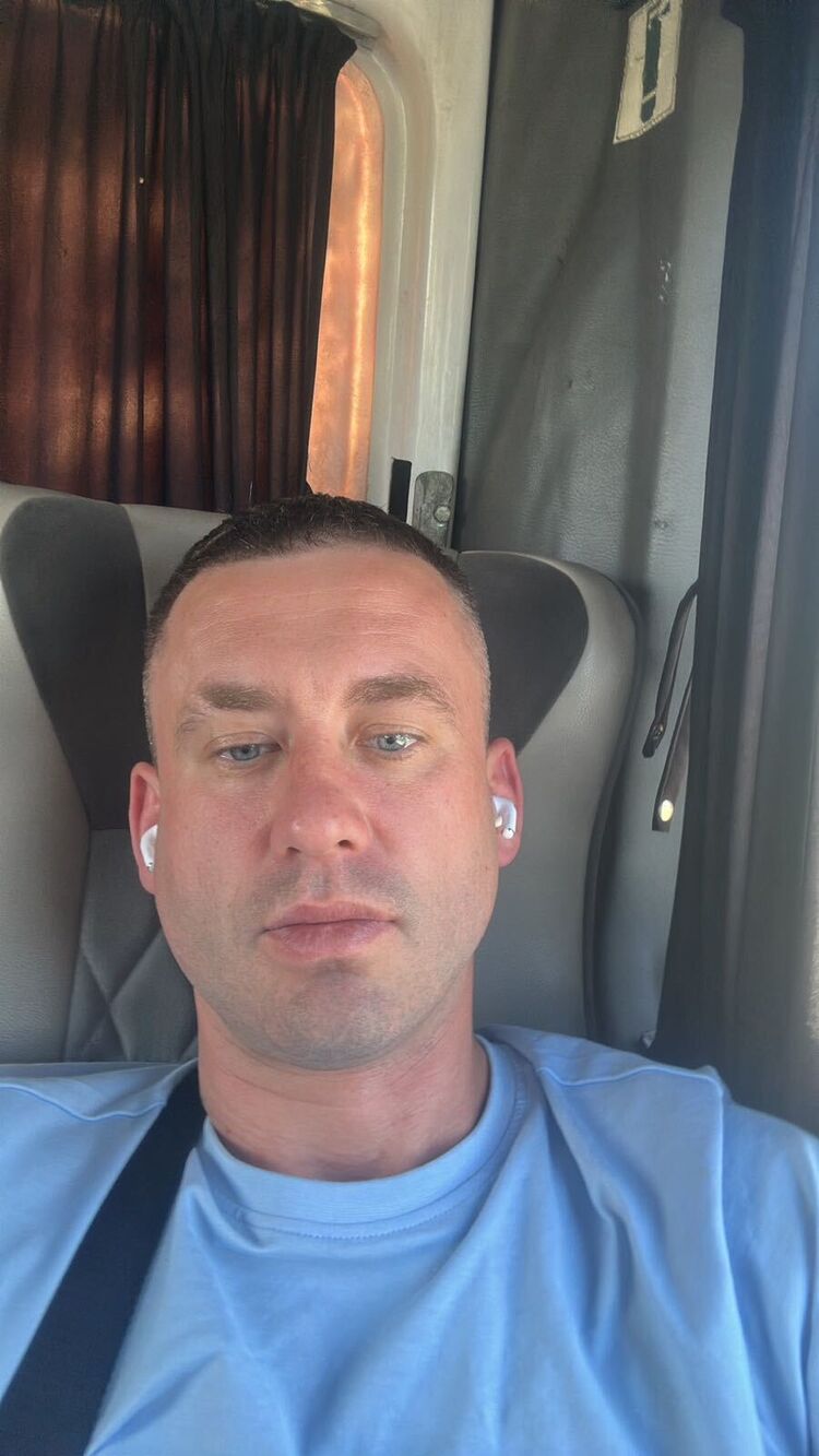  53538156  , 40 ,    