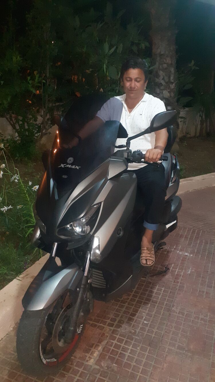  33050786  Mehman, 44 ,    
