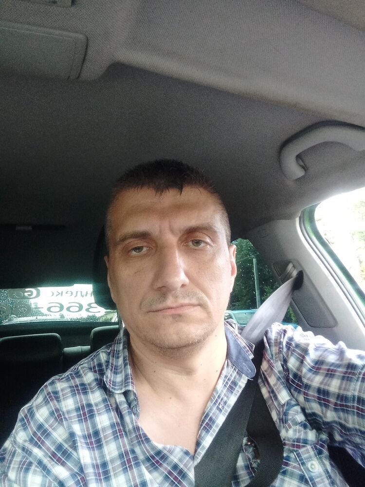 35773726  Alexander, 44 ,    -