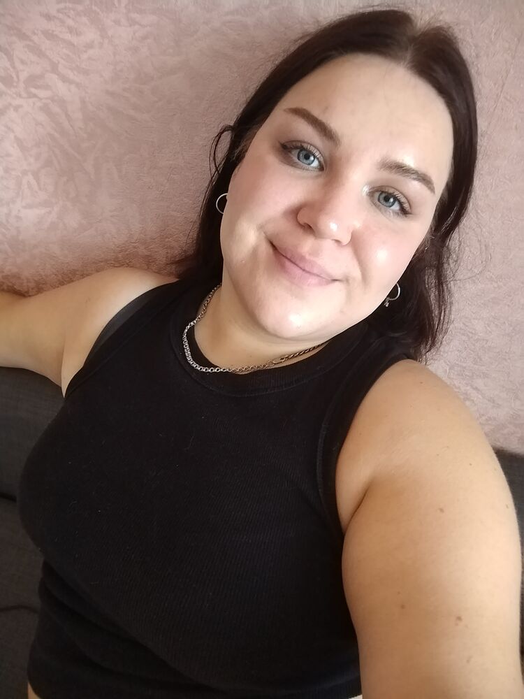  49990726  Natalia, 27 ,    