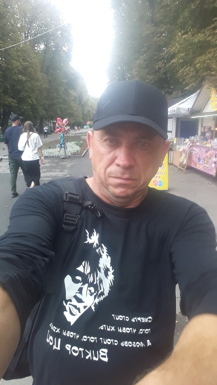  46893516  , 54 ,    