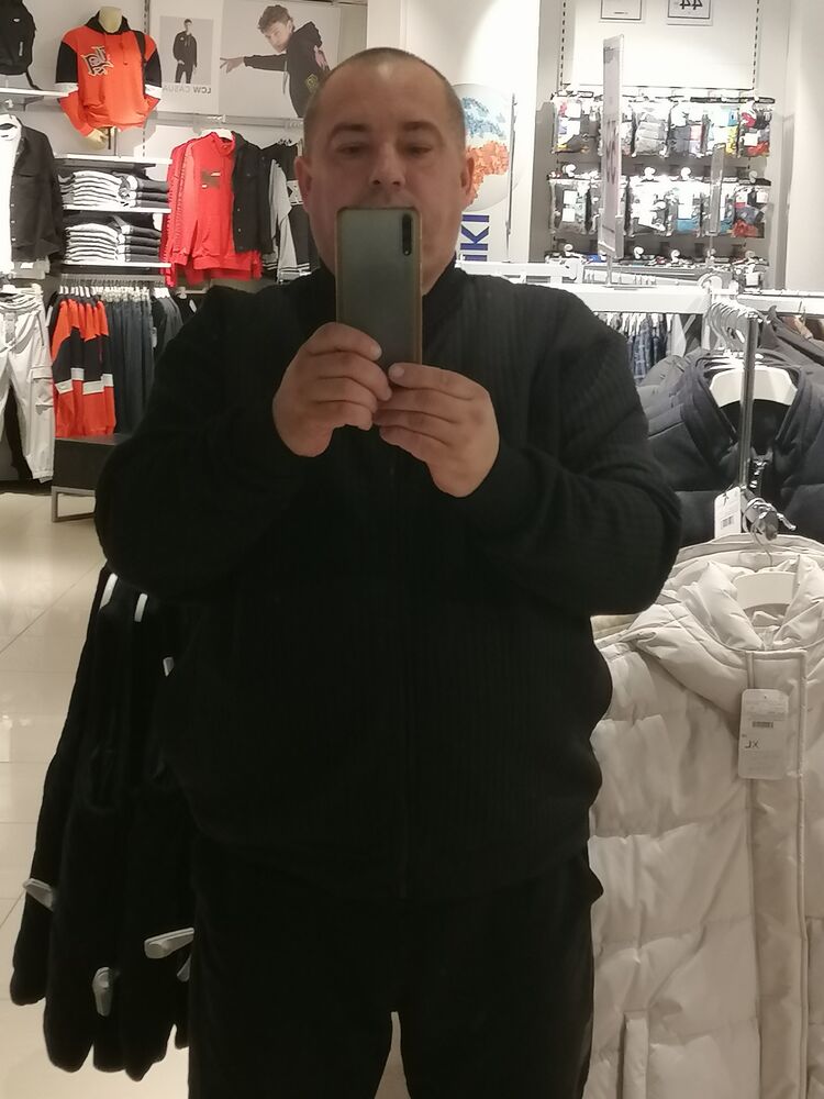  47275606  Dzmitry, 48 ,    