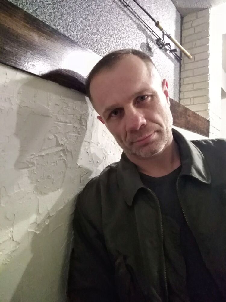 40347726  Andrey, 53 ,    