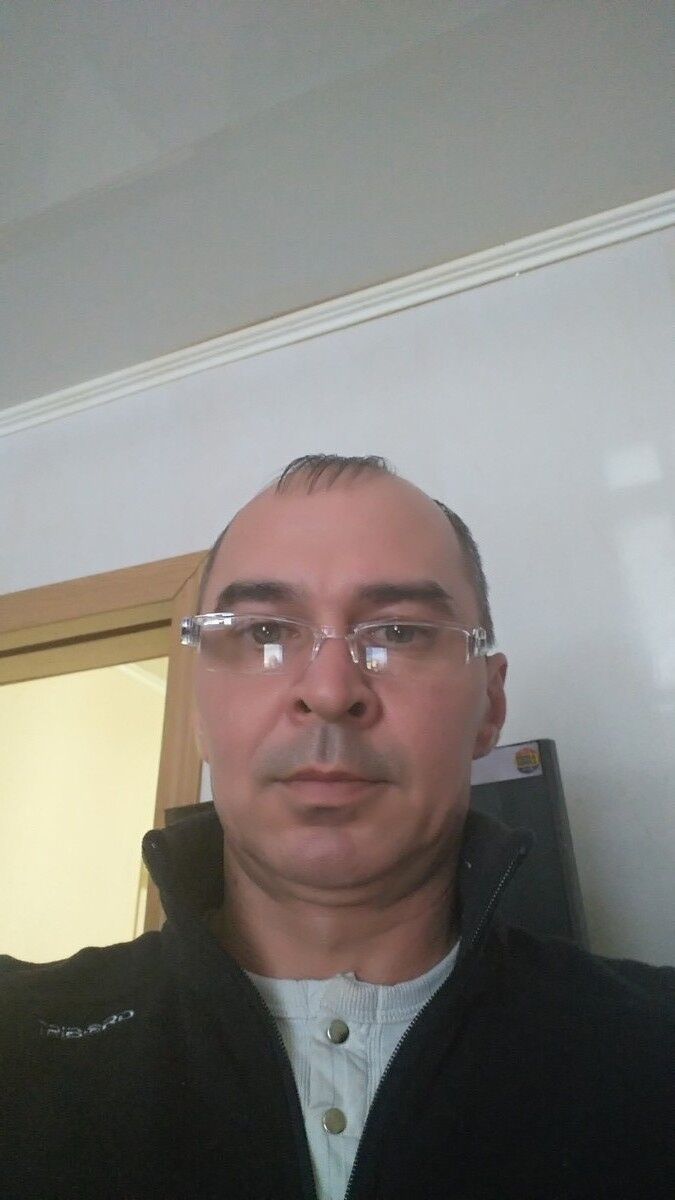  9033236  , 48 ,    