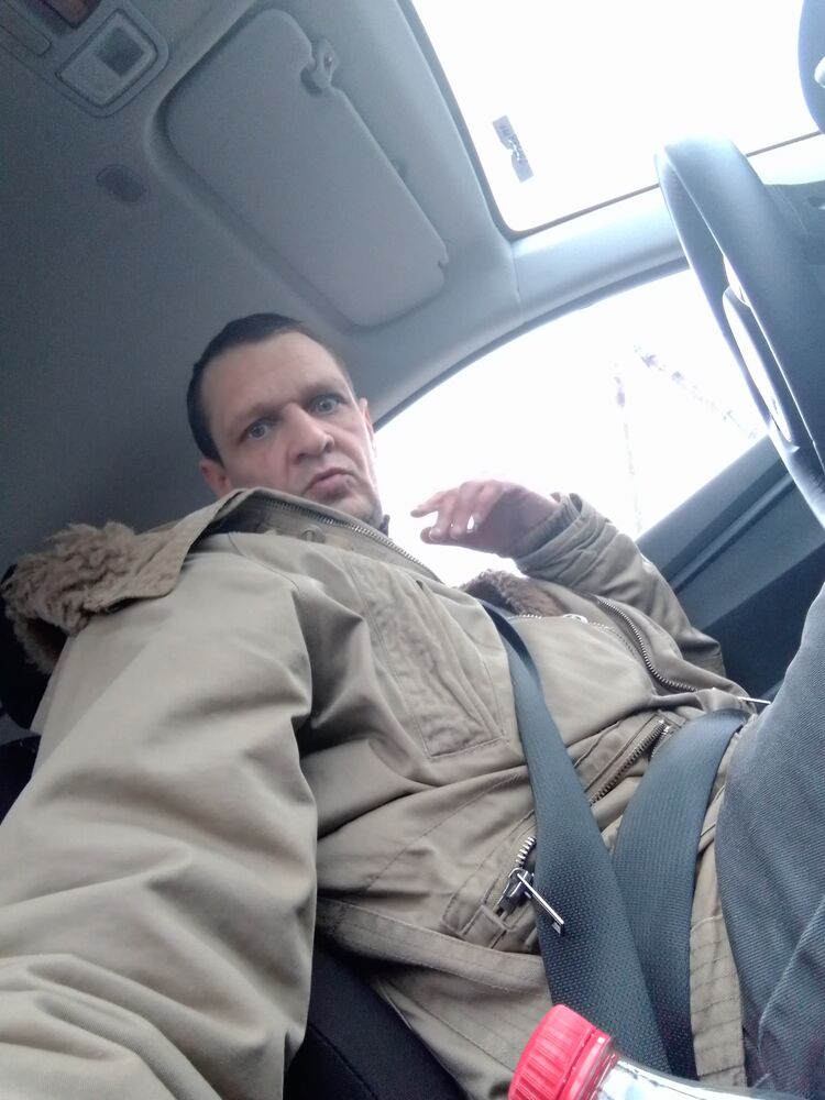  30953426  Alexander, 35 ,    -