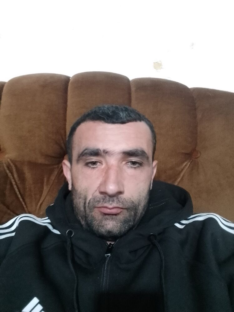  54824906  Kamo, 34 ,    