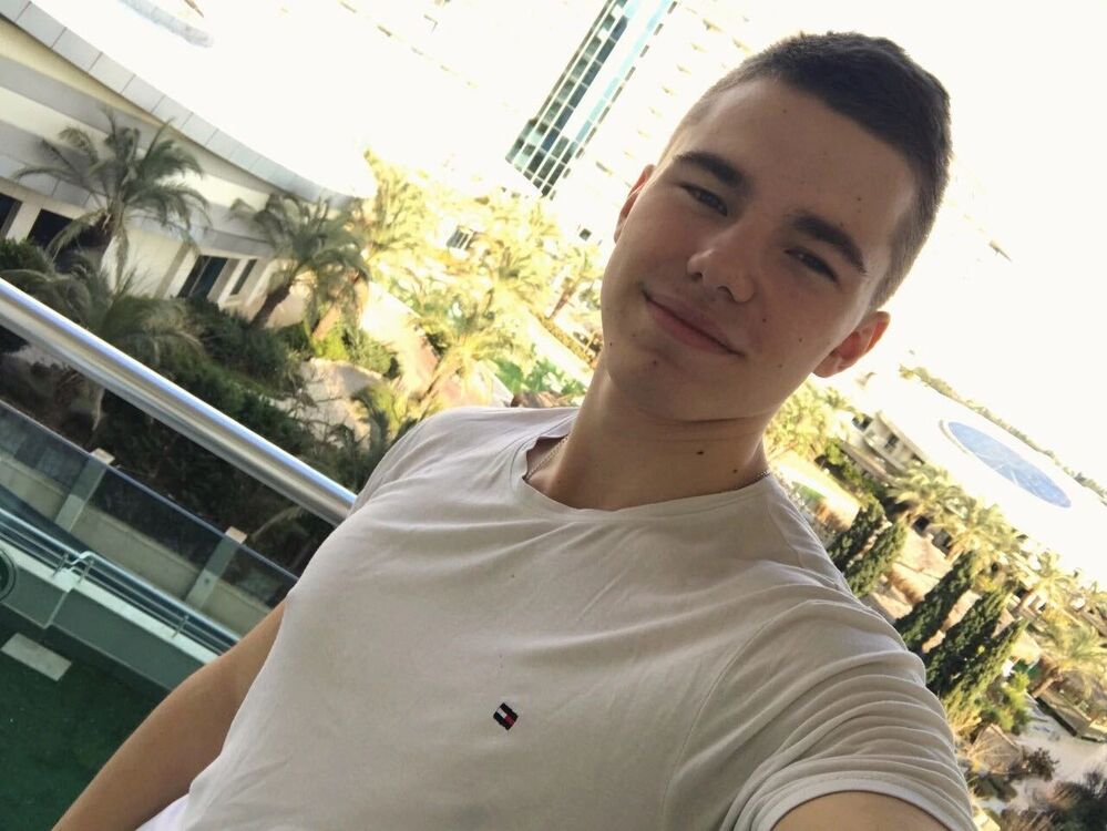  35278886  , 37 ,    -