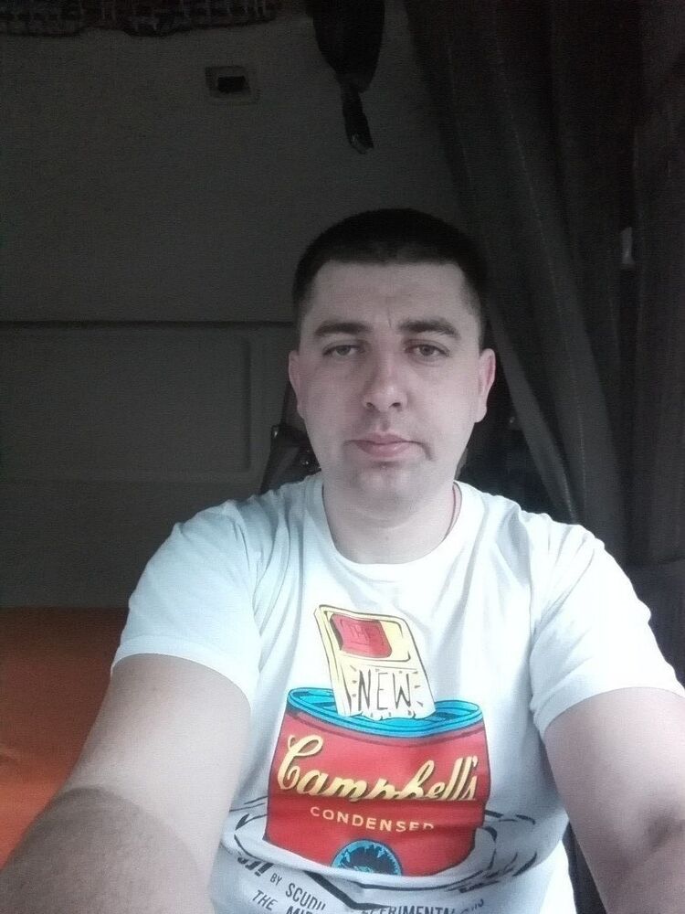  ,   Artur, 41 ,   ,   , c 