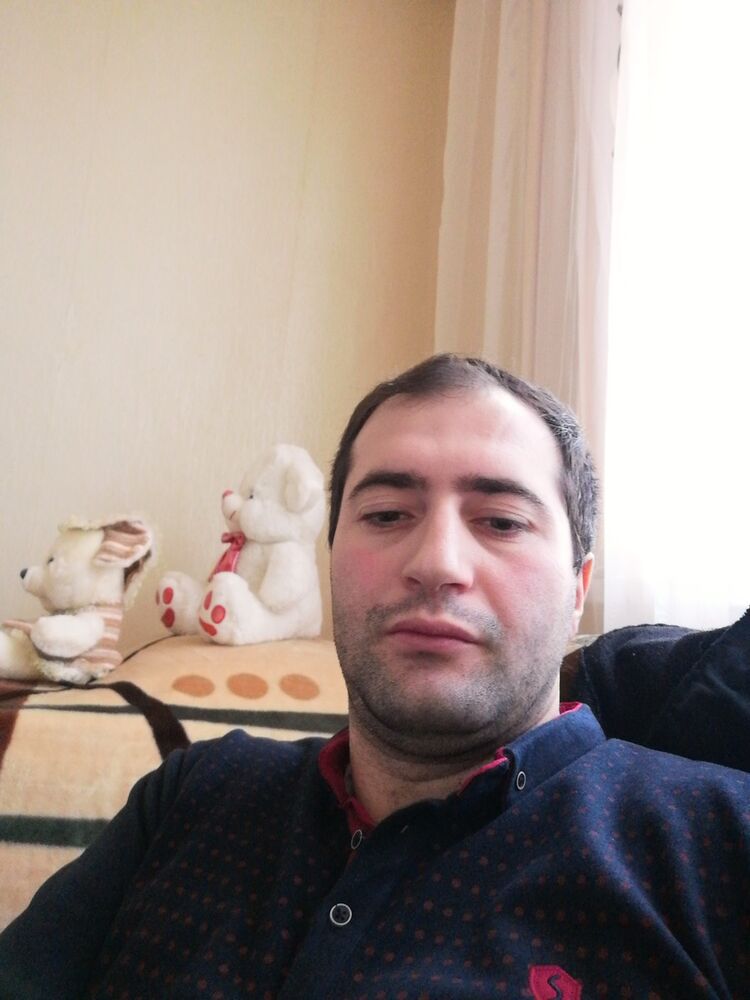  ,   Karenchik, 35 ,   ,   , c 
