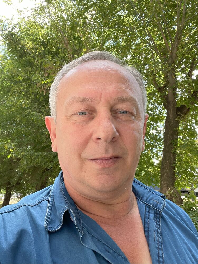  50883296  Sergey, 54 ,    