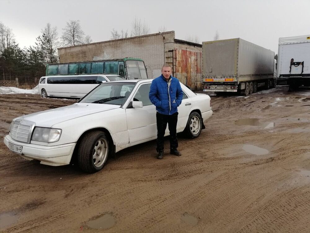  22568416  Klesch, 46 ,    