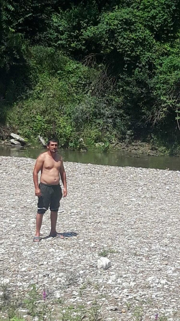  23497626  Edik, 39 ,    