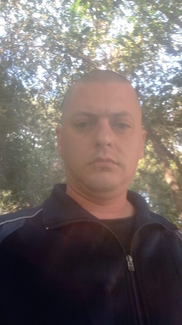  49726166  , 42 ,    