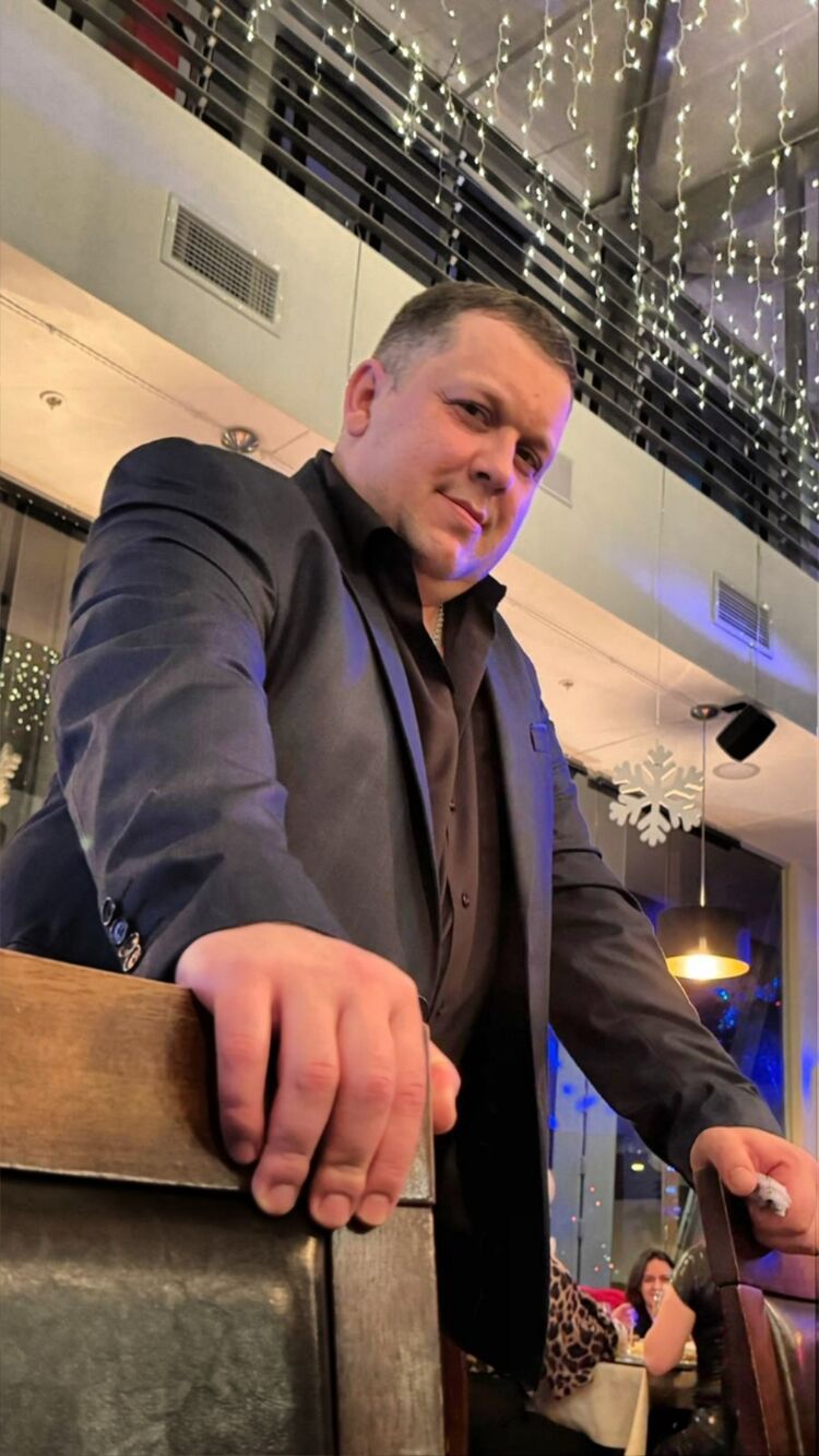  ,   Stanislav, 38 ,   ,   , c 