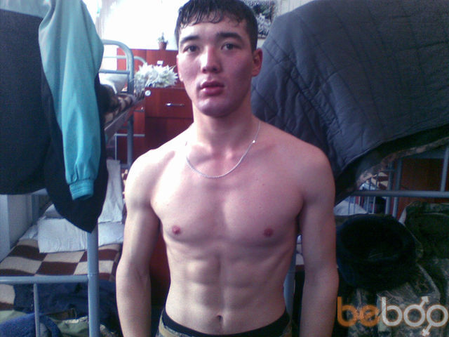  ,   Medet, 34 ,  
