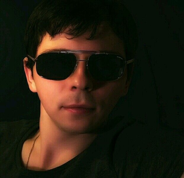  7152956  Dmitre, 31 ,    