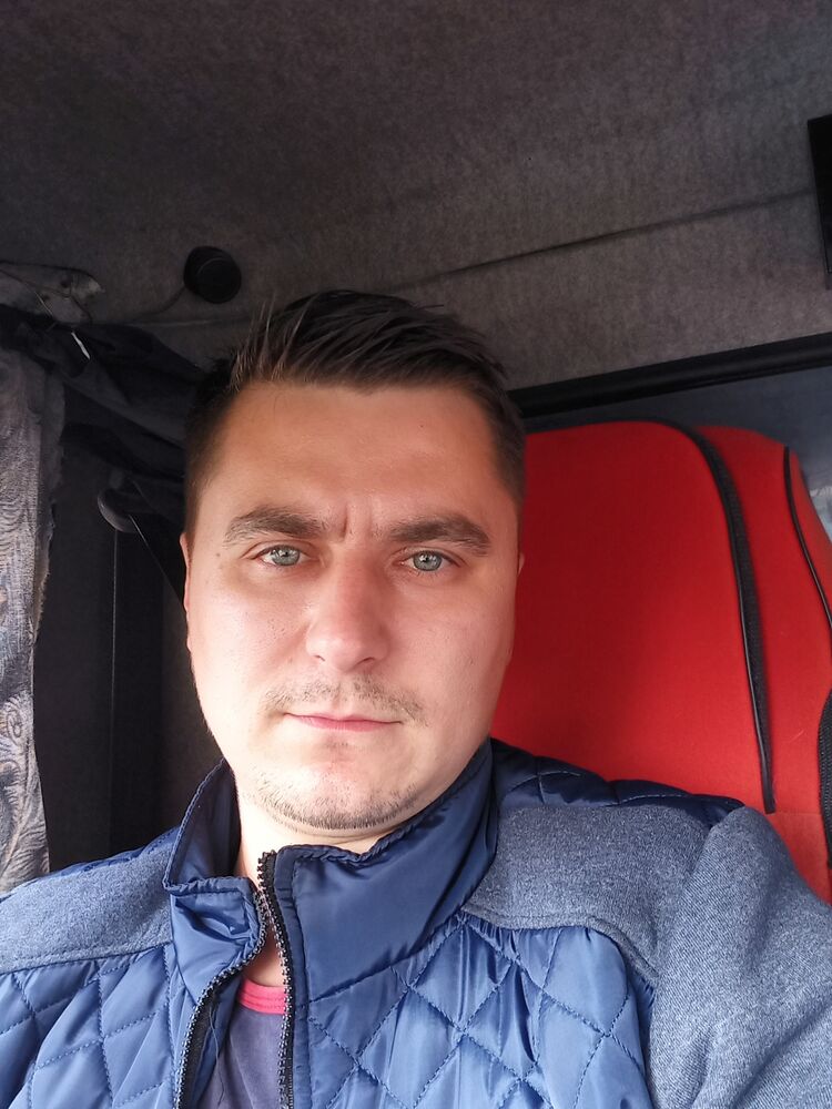  ,   Andrei, 35 ,   ,   