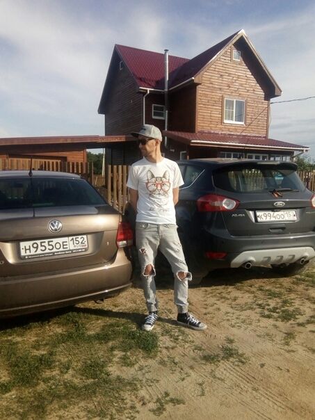  30742436  Sergei, 40 ,     