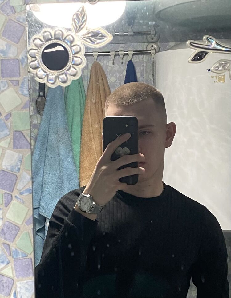  46038546  , 22 ,    