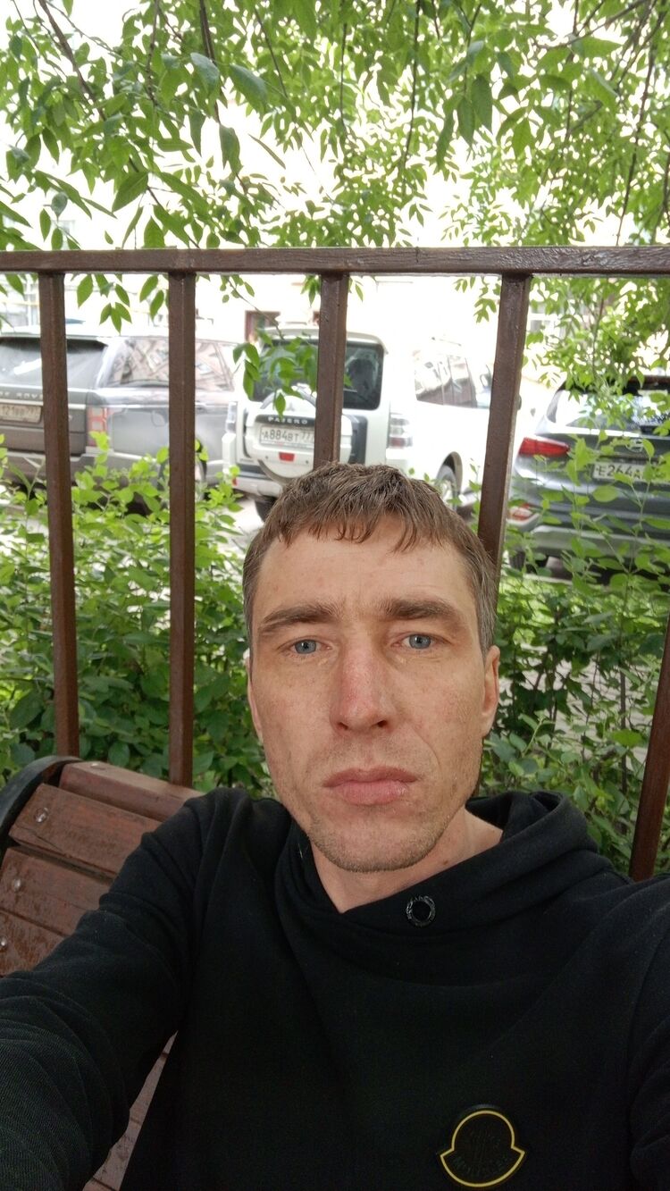  52242516  , 28 ,    