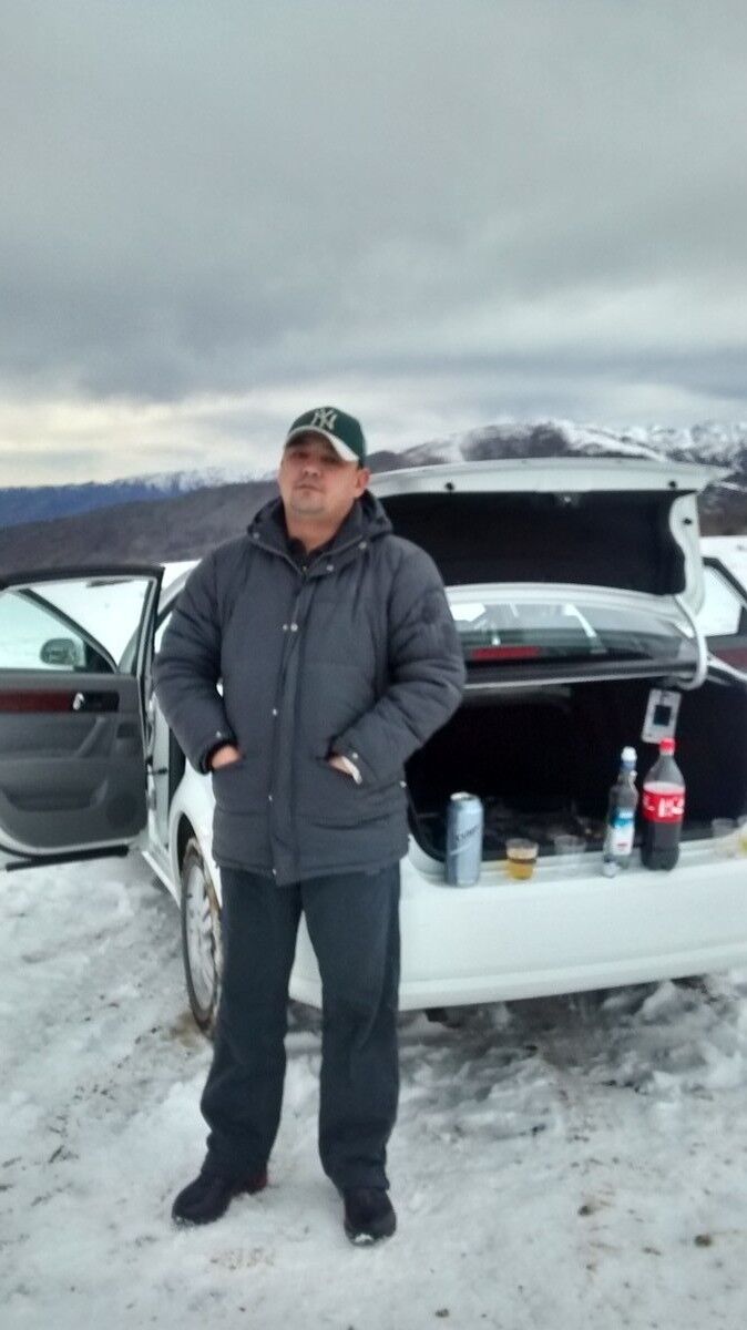  ,   Obiddin, 49 ,  