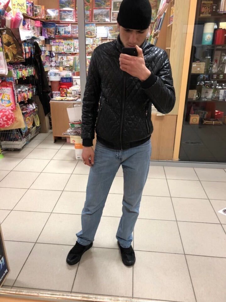  32608326  , 29 ,    
