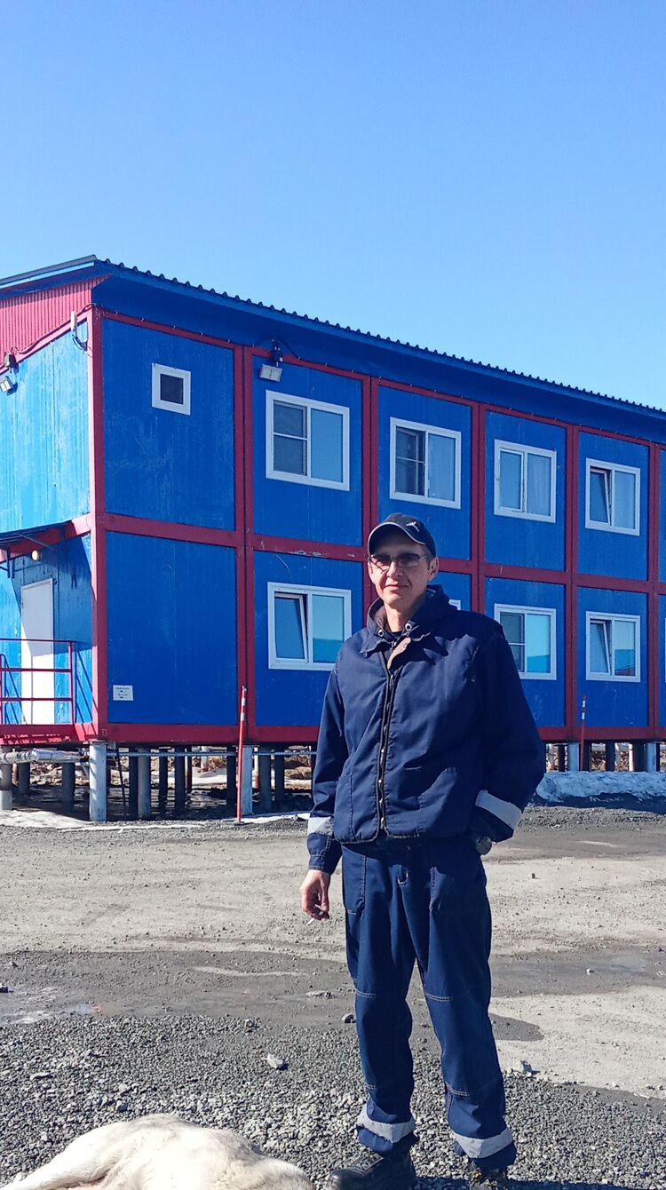  53437146  , 48 ,    --