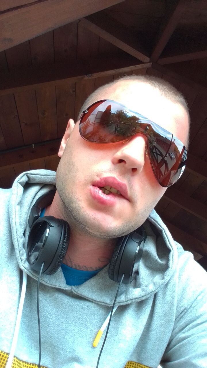  28685956  Maksim, 32 ,    