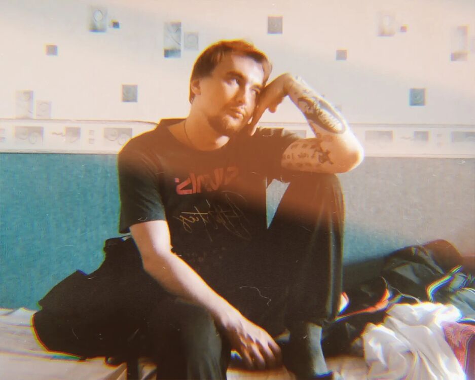  -,   , 28 ,   ,   