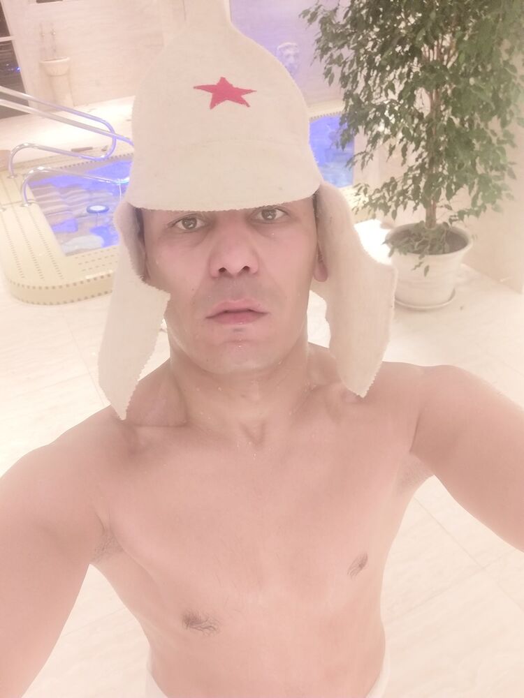  15352606  Erkaboy, 37 ,    