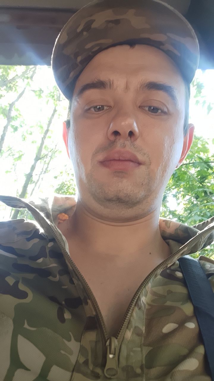  53308826  , 35 ,    