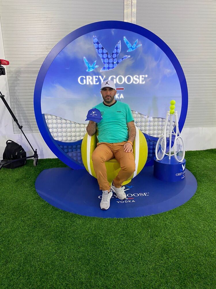  48197446  Arshak, 37 ,    