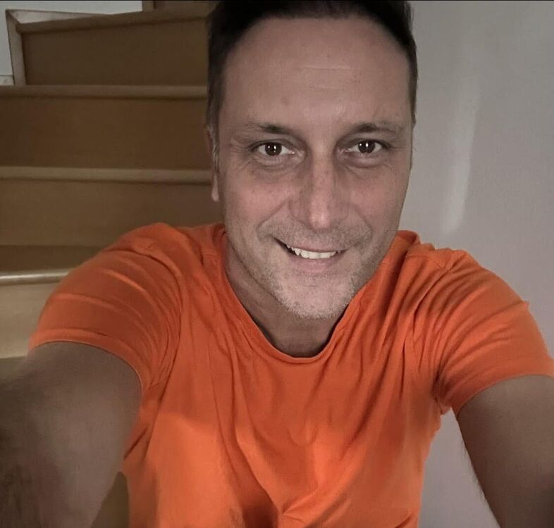  ,   Thierry, 36 ,   ,   
