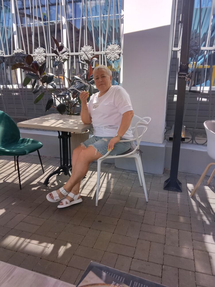  46973806  Svetlana, 59 ,    