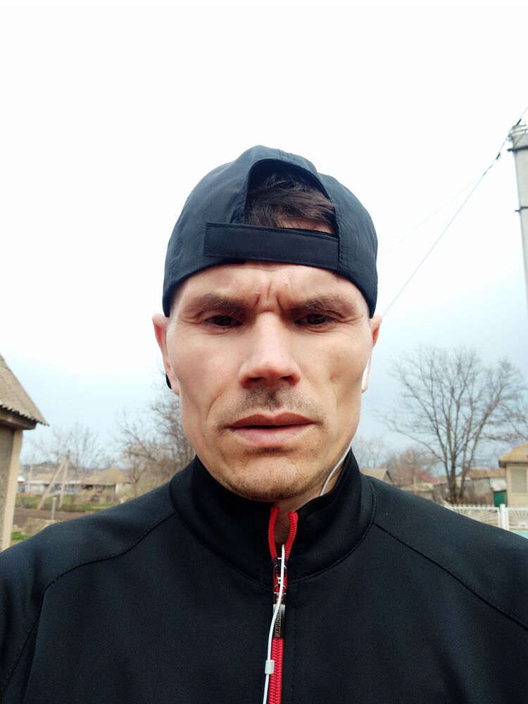  33555816  Fiodor, 41 ,    