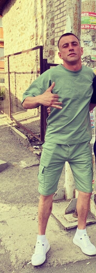  ,   Oleg, 31 ,     , c , 