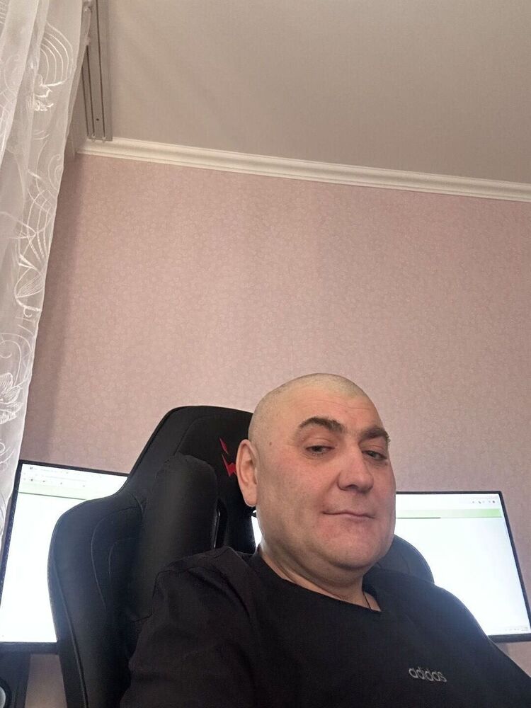  ,   Oleg, 45 ,   ,   , c 