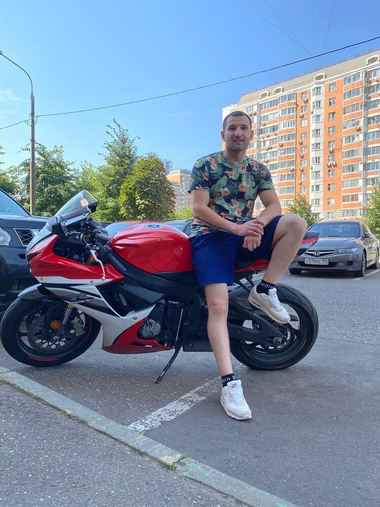  ,   Aleksandr, 39 ,   ,   , c , 