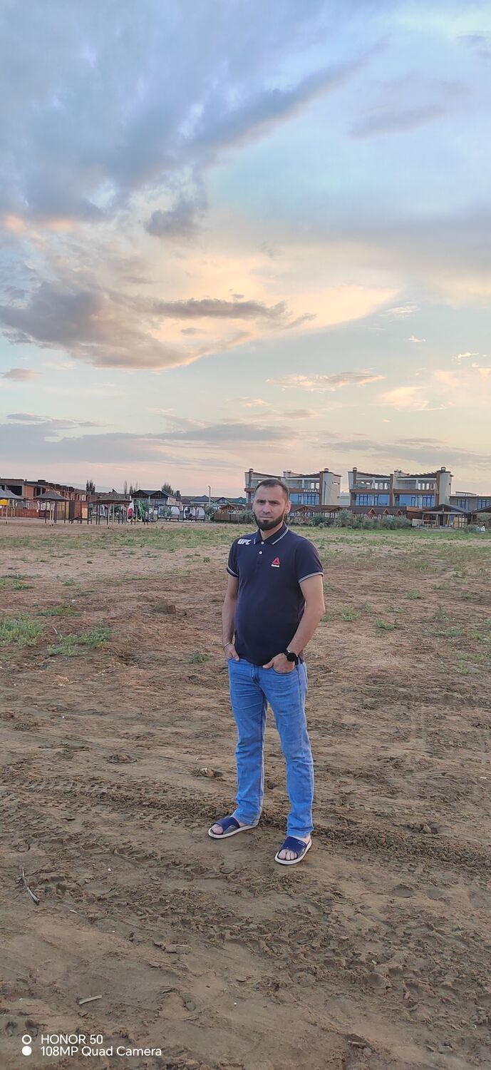  45892376  Arslan, 36 ,    