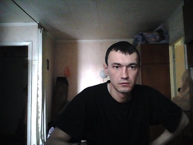  5374906  Sergey, 40 ,    