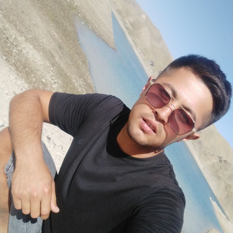  31645016  Dior, 28 ,    