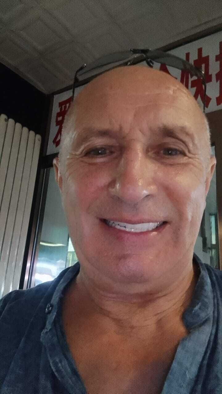  40703686  , 66 ,    --